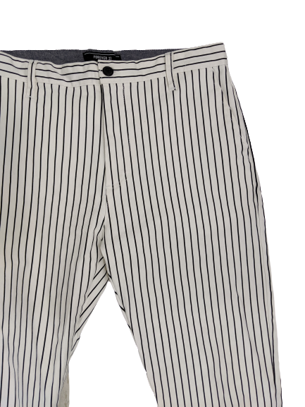 [32] Forever 21 Men Striped Jeans